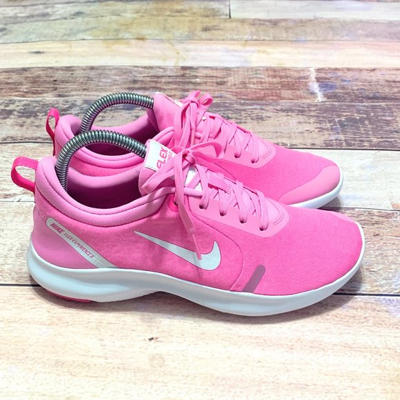 Nike Shoes - NEW Nike Flex Experience RN 8